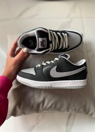 Кожаные демисезонные кроссовки nike sb dunk. цвет черный с серым. унисекс. размеры 36-45