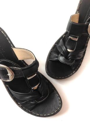 40/26 см – австралія! красиві зручні шкіряні босоніжки, шльопанці – нові