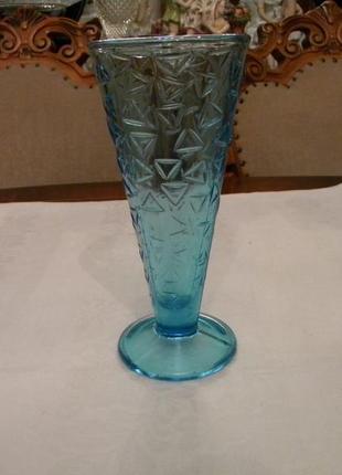 Антикварная ваза цветное голубое стекло ссср 1930 годов2 фото