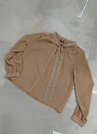 Блузка стразы