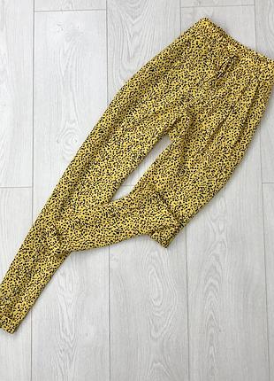 Желтые легкие брючки zara брюки штаны