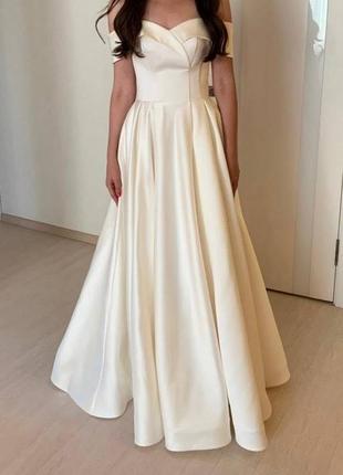 Сукня весільна айворі кольору1 фото