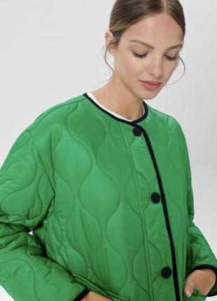 Стьобана куртка демі розмір xs повномірна