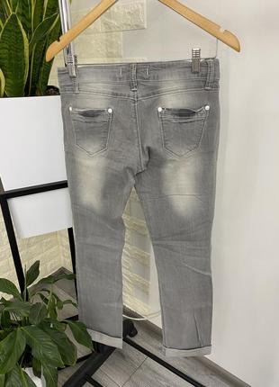 Серые джинсы с низкой талией2 фото