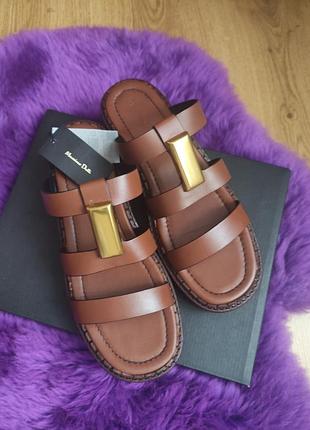 Сандалі massimo dutti.