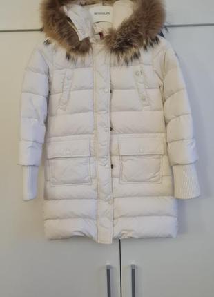 Пуховик moncler.  104 рост