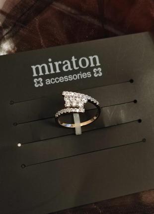 Нове красиве кільце miraton