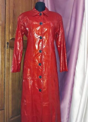 Невероятно красивый кожаный лаковый плащ, пальто victoria leather