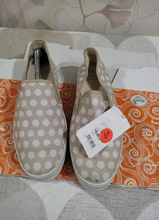 Слипоны женские 42 размер, новее