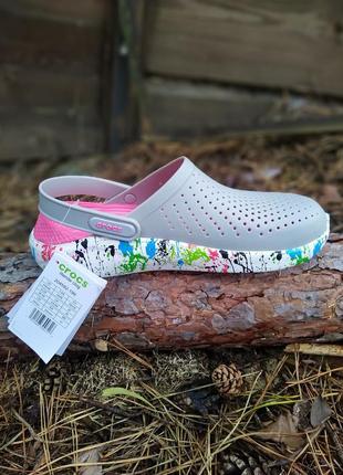 Женские кроксы кляксы crocs literide clog clog pearl/white 36-39