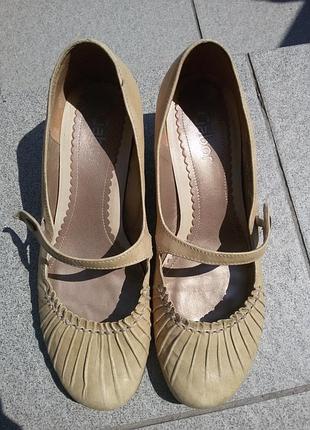 Стильні літні туфельки gabor