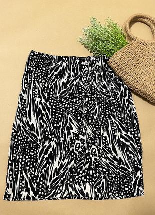 Коасная легкая юбочка