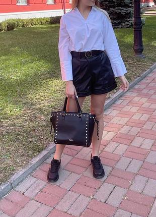 Кожаные шорты