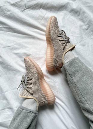 🔹adidas yeezy 350 v2⬜️🟧