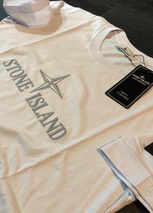 Брендовый мужской летний комплект / футболка + шорты stone island на лето2 фото
