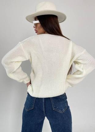 Жіночий светр в'язаний оверсайз з вирізом демісезонний на весну вовняний6 фото