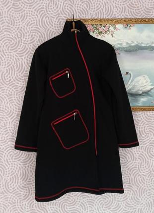 Черное пальто куртка на флисе