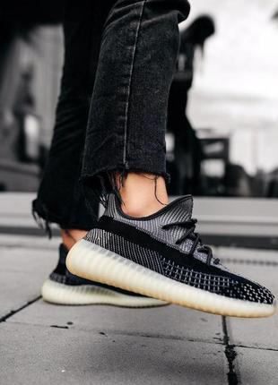Жіночі кросівки adidas yeezy boost 350 v2 asriel 36