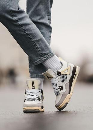 Женские кроссовки nike air jordan 4 retro beige grey 36-37-38-39-40-417 фото