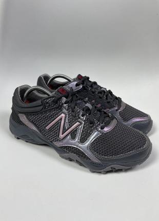 Трекинговые кроссовки new balance