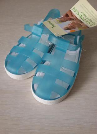 Босоножки 23 / 24 р. crane