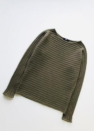 Стильный свитер uniqlo