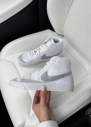 Кросівки жіночі nike blazer white silver6 фото