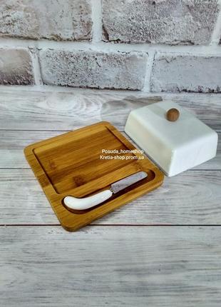 Маслянка з ножем фарфорова на бамбуковій підставці/маслянка2 фото
