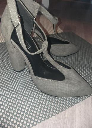 Идеальные босоножки туфли на выпускной fiore оригинал.1 фото