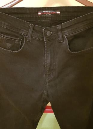 Чоловічі чорні джинси