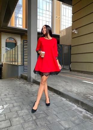 Женское короткое платье с кружевом черное красное свободное нарядное на каждый день