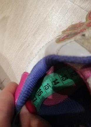 Кроссовки р. 25 4