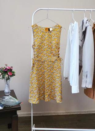 Сукня в квітковий принт / платье в цветочный принт со шнуровкой3 фото