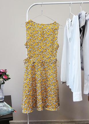 Сукня в квітковий принт / платье в цветочный принт со шнуровкой8 фото
