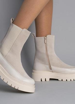 Черевики жіночі замшеві молочні зі шкіряною вставкою молочного кольору демісезонні