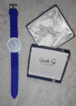 Синій годинник наручний