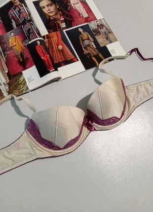Бюстгальтер на тонкому поролоні з пуш-ап 0001