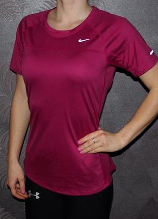 Спортивна бігова футболка nike miler (майка спорт/фітнес/йога)