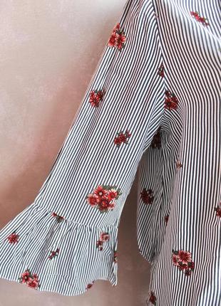 Очень красивая блуза в полоску и цветы,свободного кроя10 фото