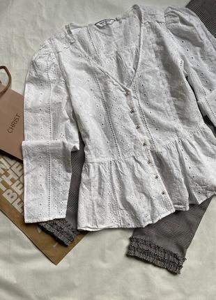 Ніжна білосніжна блуза із прошви naf naf.1 фото