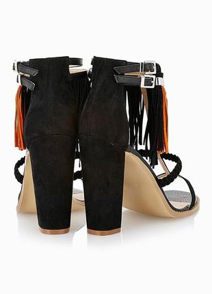 Трендовые черные босоножки с бахромой/открытые туфли на каблуке lost ink натуральная кожа3 фото