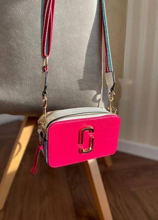 Marc jacobs snapshot neon flamingo брендова сумочка марк джейкобс яскрава різнокольорова сумка тренд рожева малинова біла блакитна