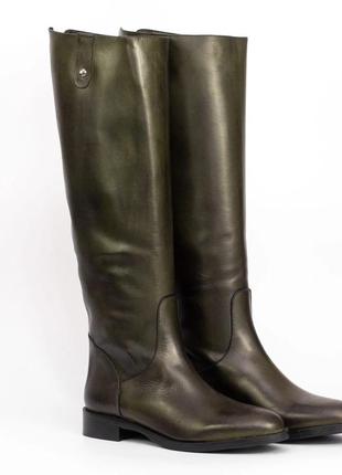 Шкіряні стильні чоботи італія