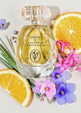 Парфумерна вода для жінок by valentin yudashkin gold 65ml. (квітково-деревний, пудровий)