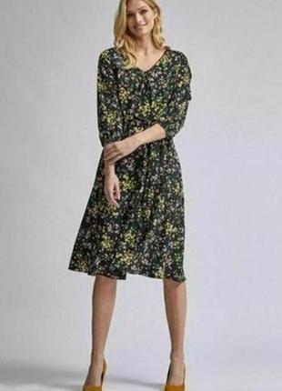 Плаття сукня в квітах dorothy perkins