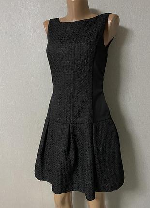 Guess by marciano чорна сукня
