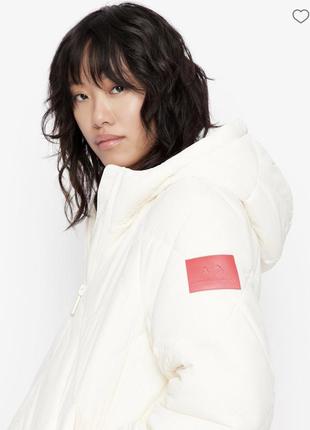 Курточка armani біла