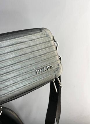 Крутая сумка prada mini silver bag серая женская8 фото