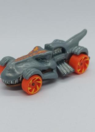 Машинка t-rextroyer hot wheels mattel