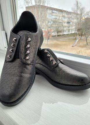 Туфлі жіночі з напиленням